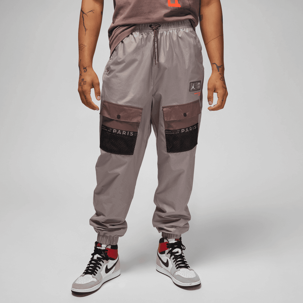 Nike, Pantaloni in tessuto Jordan 2022-23 PSG - Nero-Eclissi Plum